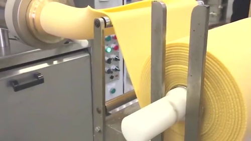 工厂高能食品机器与点歌机 跨界对比与技术融合